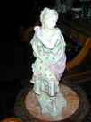 Statue_French_Bisque_875.jpg (67225 bytes)